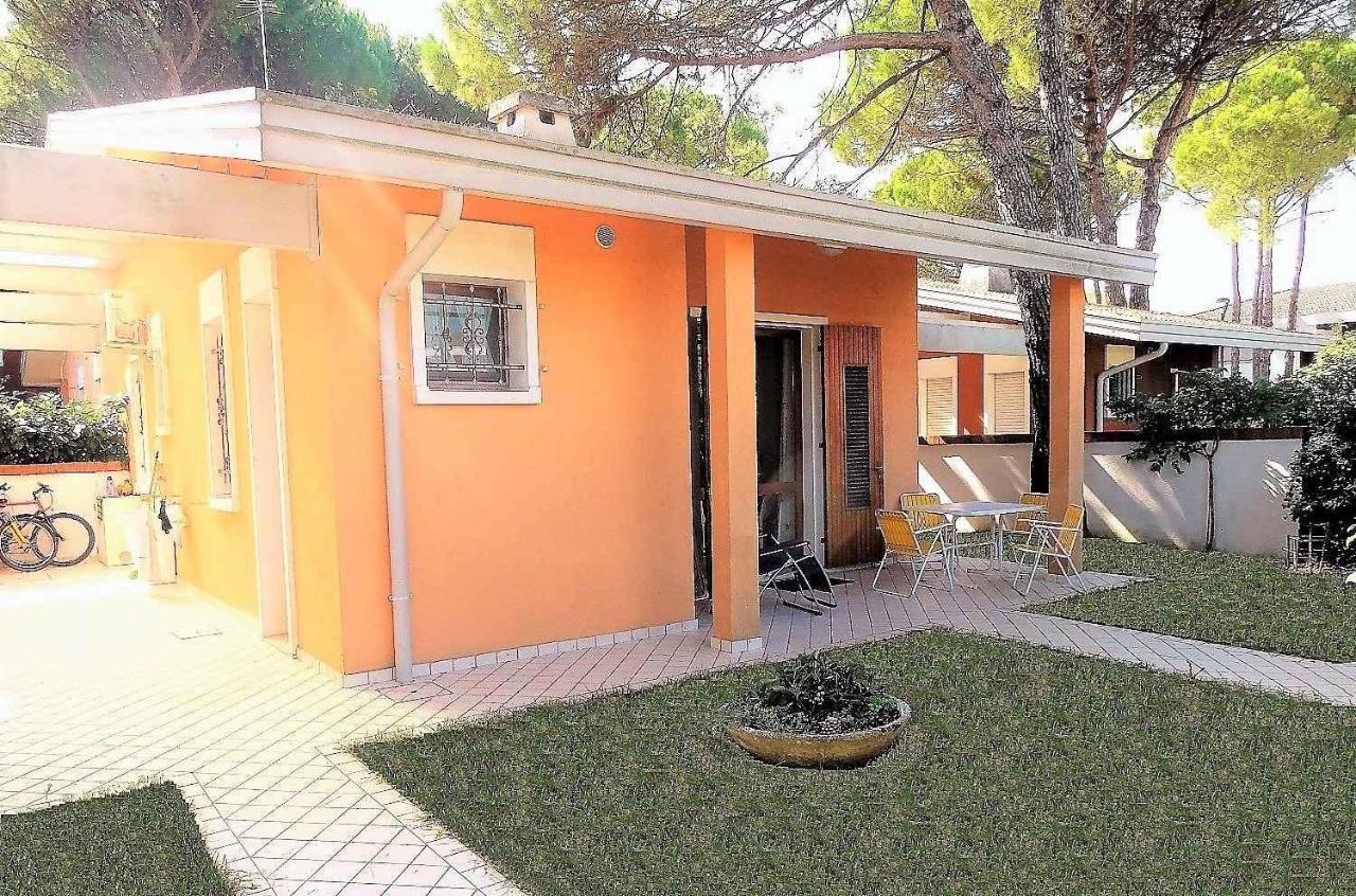 In 36806 * Bibione